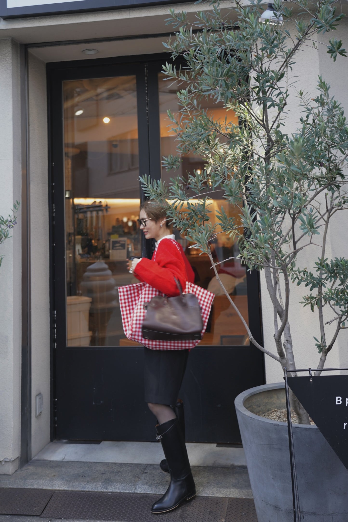 Vネックブークレニット【RED】