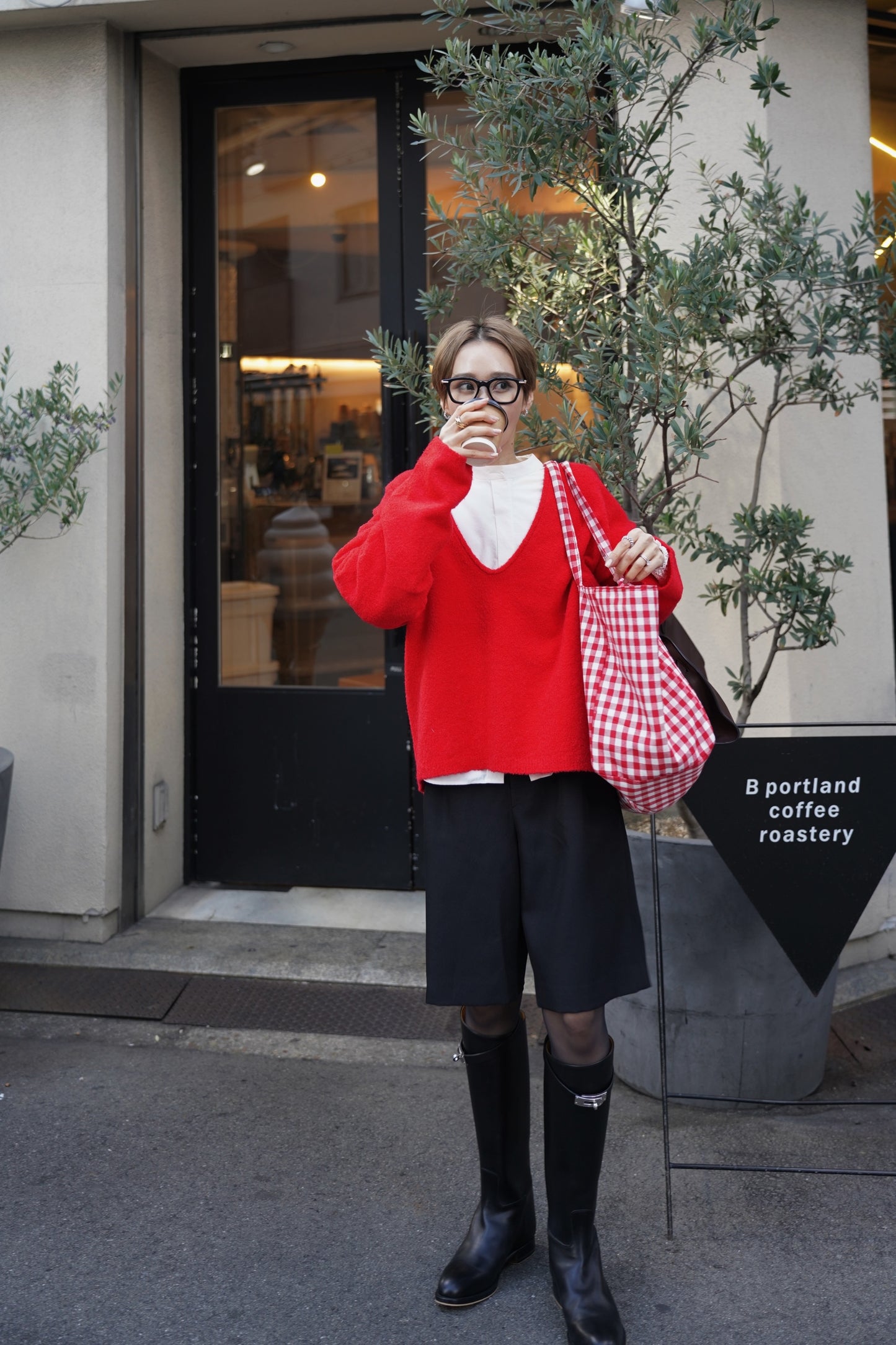 Vネックブークレニット【RED】