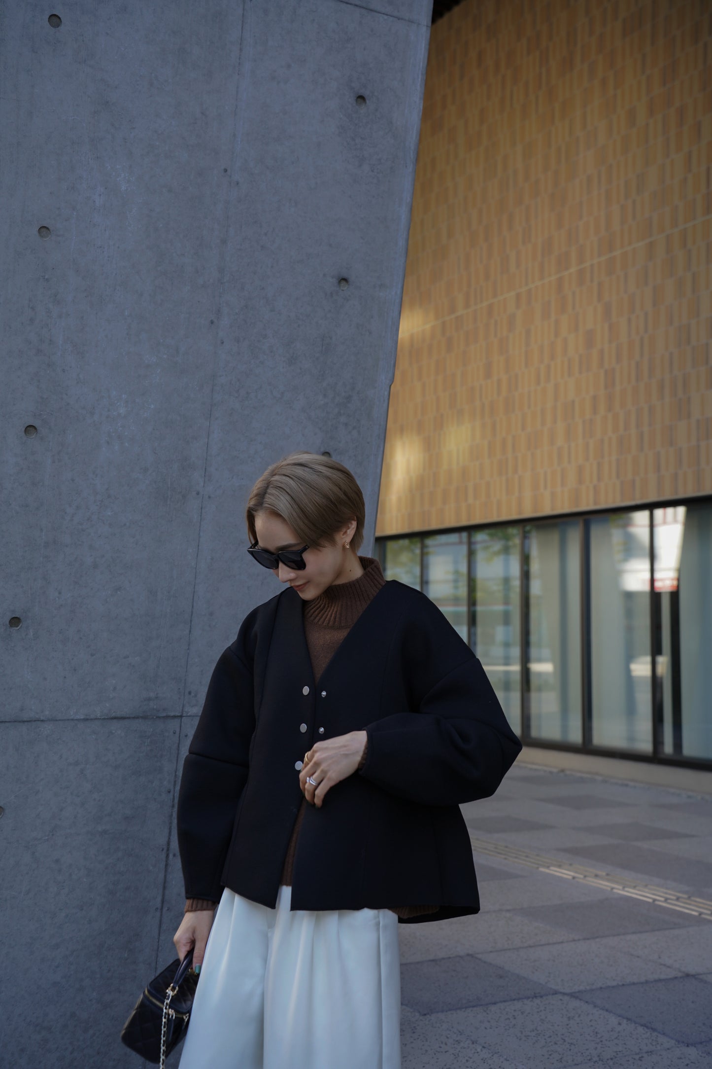 バックフリルアウター【BLACK】