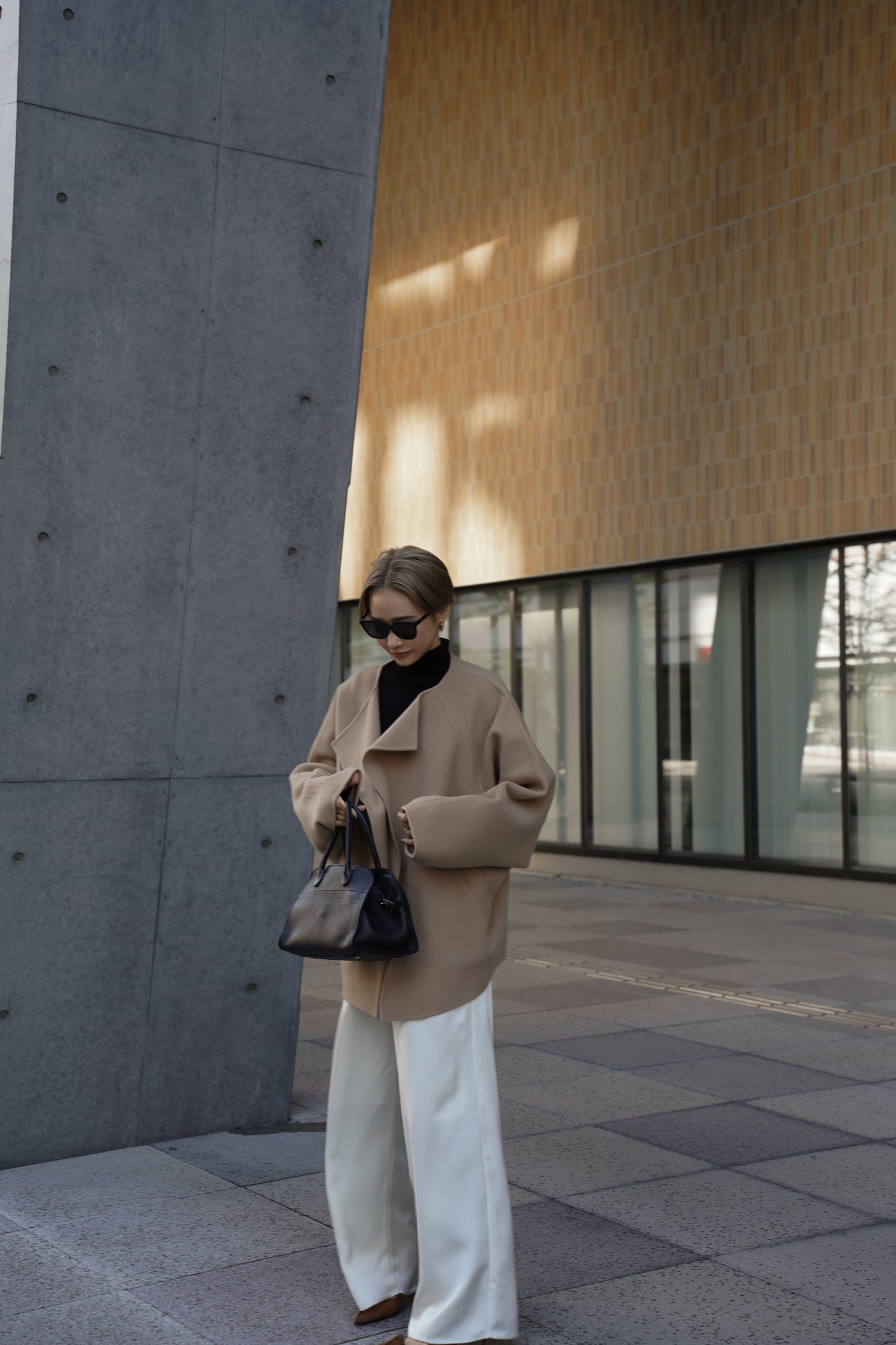 【予約販売1月下旬配送】SUPER140ショートリバーコート【BEIGE】