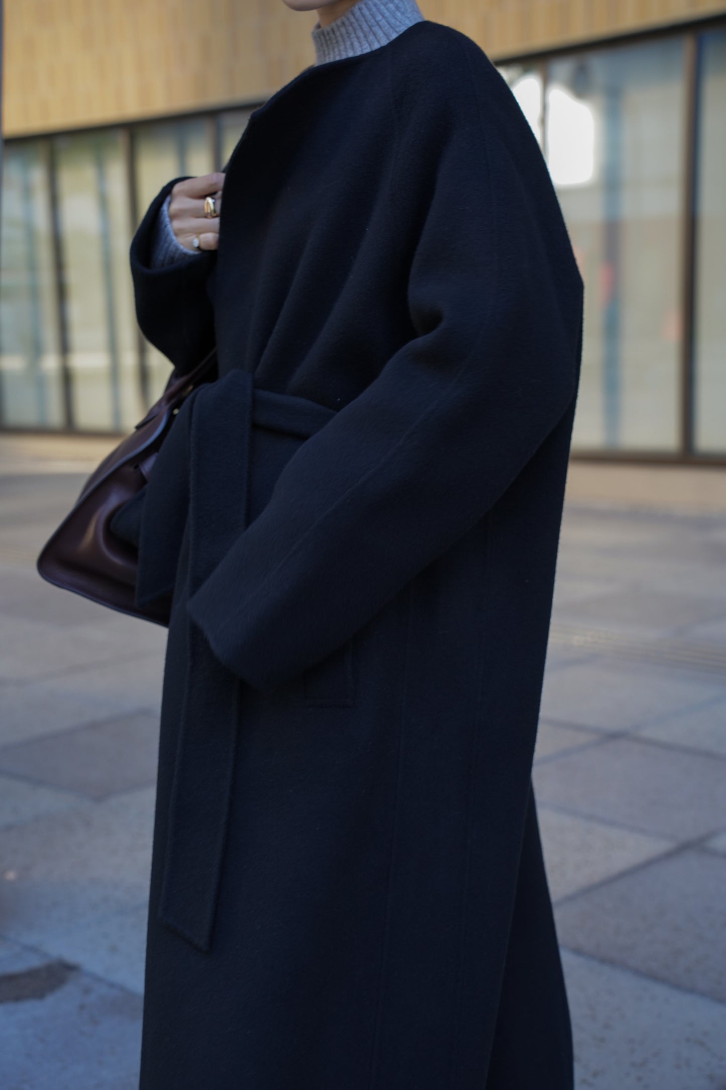 【予約販売1月下旬配送】 SUPER140ロングリバーコート【BLACK】