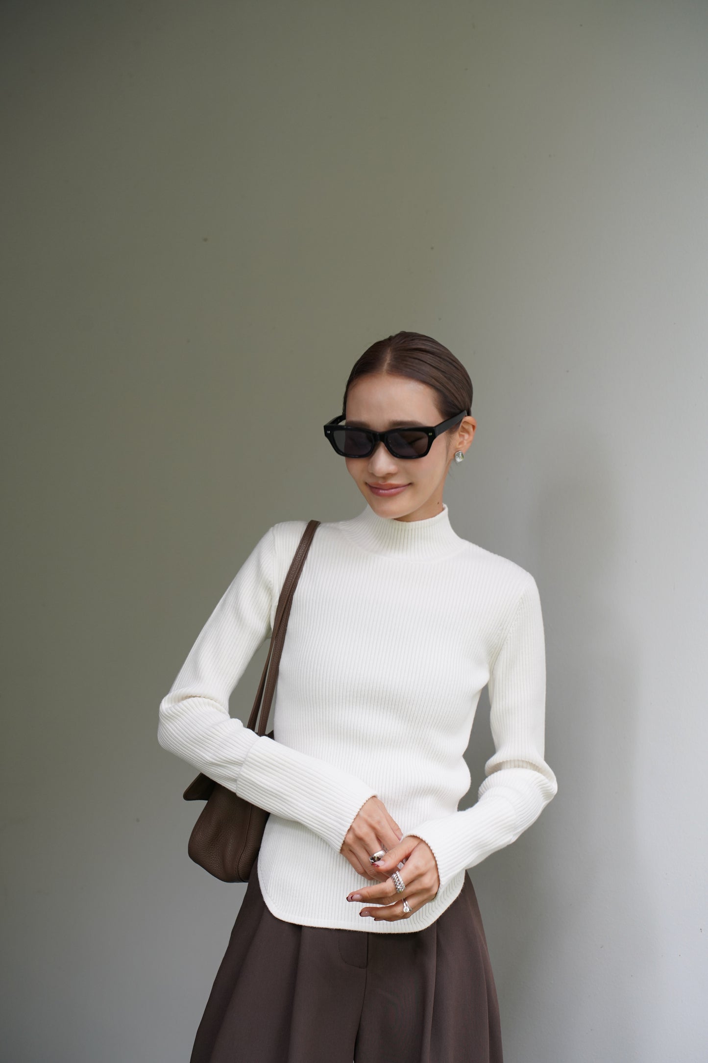 ロングスリーブタートルニット【WHITE】