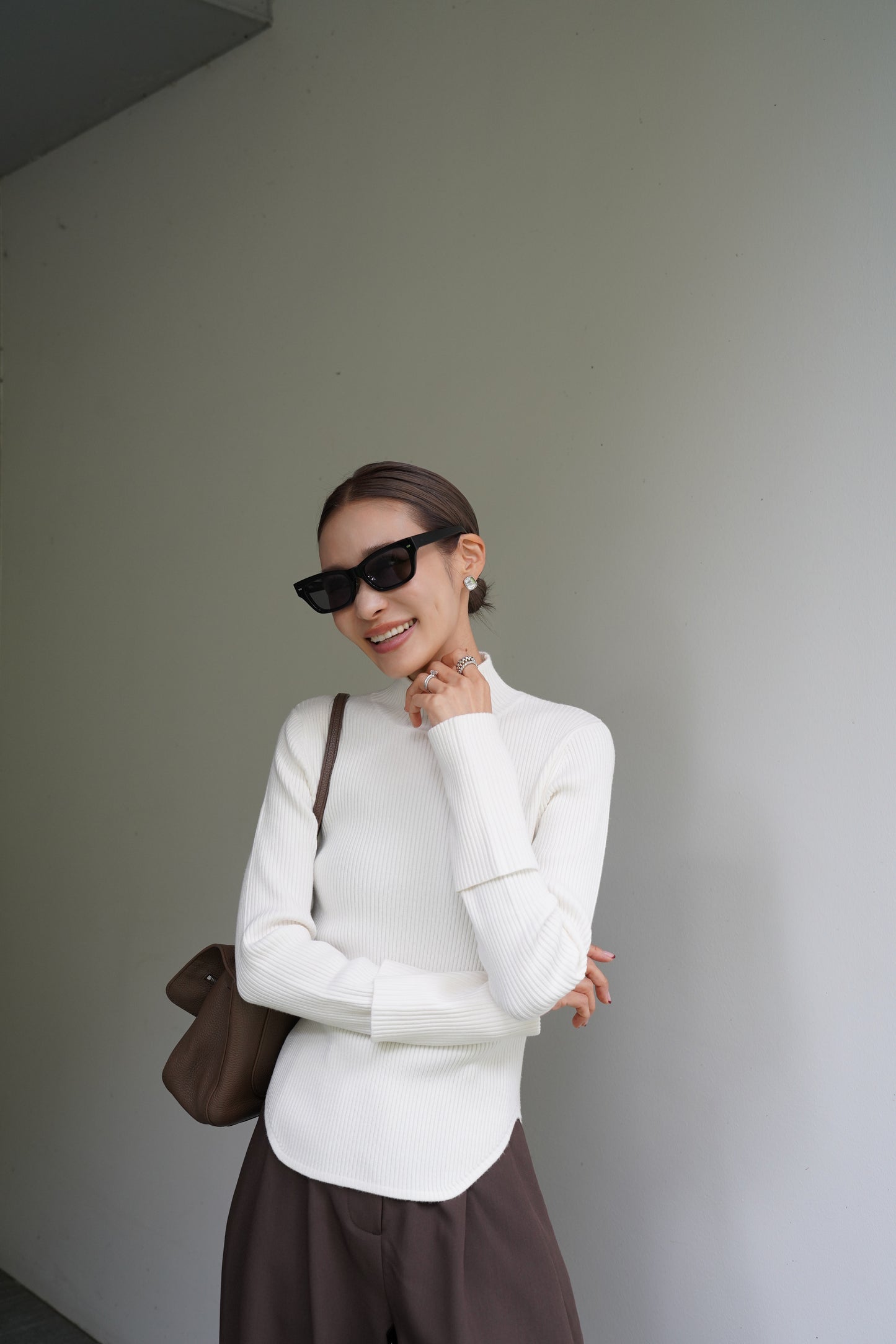 ロングスリーブタートルニット【WHITE】